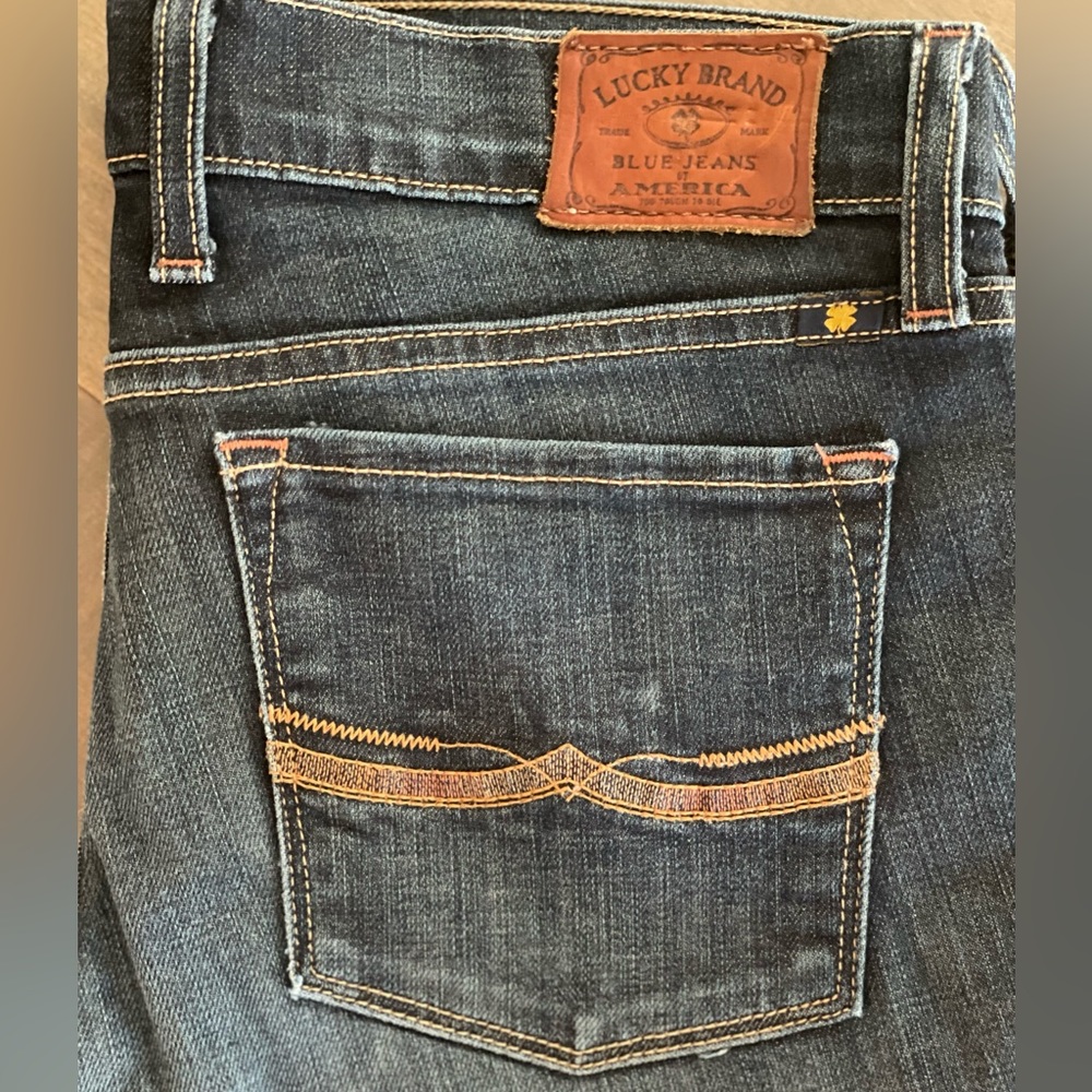Lucky Brand Women’s  Charlie Straight jeans size 4/27